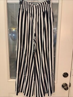 Vine & Love Black and White Vertical Stripe Wide-Leg Pants